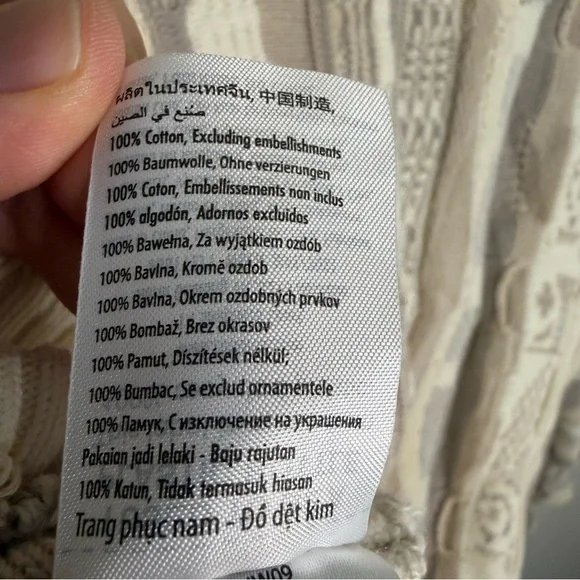 Cotton On Garments Coogi Style Men’s Size Large Tan Sweater Casual 3D Knit - Picture 6 of 6